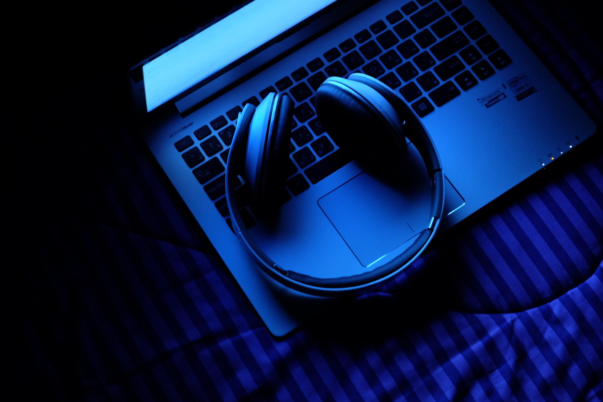 Bandcamp Bans Music Created Entirely by AI